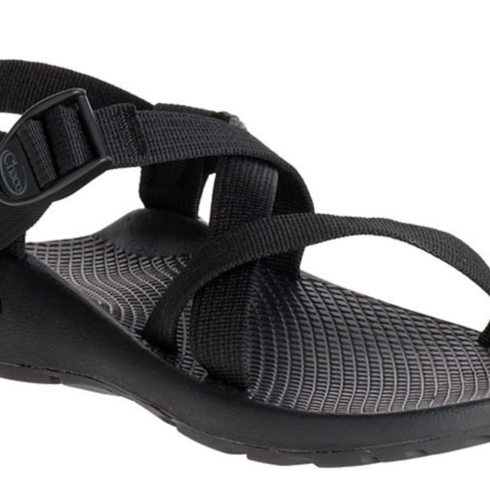 Chaco Women’s Classic Sandal (not sure of exact name/model) 💕🤗 Gently loved.